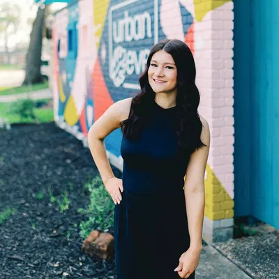 012B6E4C 30A2 498B A705 AB8FD6991B7B 1 201 a - Urban Eve