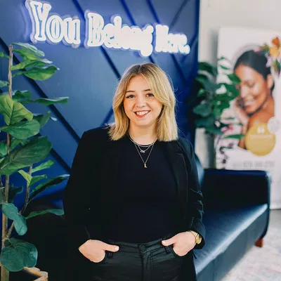 54379302 8015 43FB A67F 2113EDB9F360 1 201 a - Urban Eve