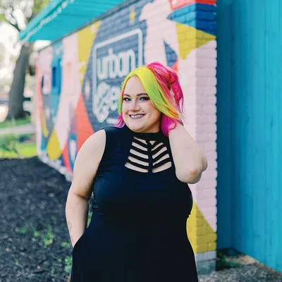 B076FE05 A40D 46E7 B086 49E651766950 1 201 a - Urban Eve